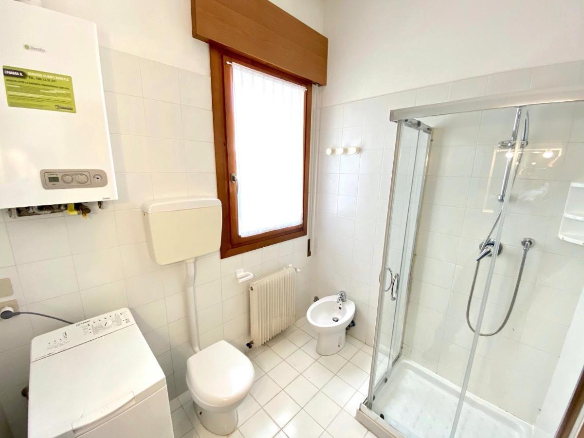 Villa Santin Carraro Immobiliare - Family Apartments ลิโดดิเยโซโล ภายนอก รูปภาพ