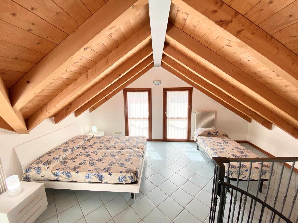 Villa Santin Carraro Immobiliare - Family Apartments ลิโดดิเยโซโล ภายนอก รูปภาพ